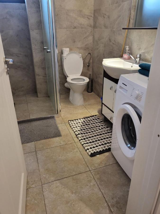Apartament Dem Radulescu Apartment Ramnicu Valcea Ngoại thất bức ảnh